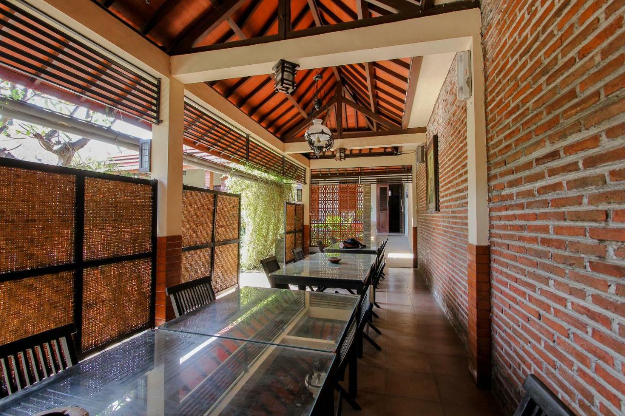 Oyo 1361 Singosari Family Residence Banyuwangi  Dış mekan fotoğraf